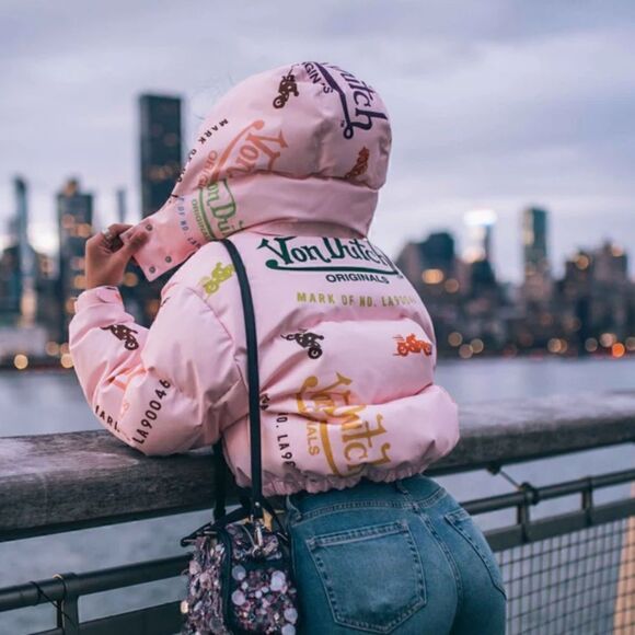 VON DUTCH PINK ALL OVER PRINT WOMEN'S STEF CROP PUFFER JACKET - Picture 2 of 5